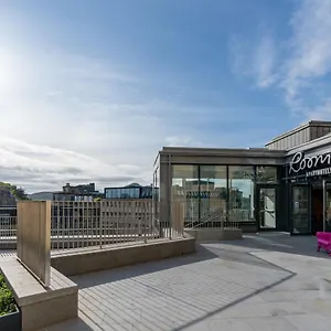 Roomzzz Aparthotel Edimburgo